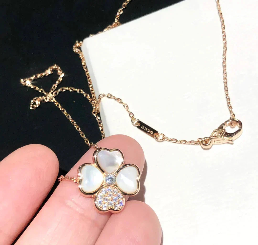 [⭐Glow]CLOVER MOP DIAMOND ROSE GOLD NECKLACE