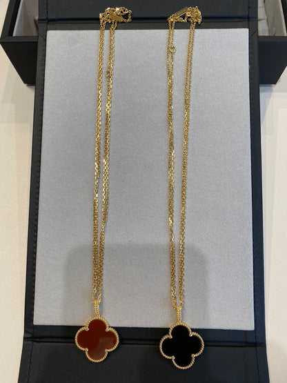 [⭐Glow]CLOVER 25MM NECKLACE GOLD CARNELIAN