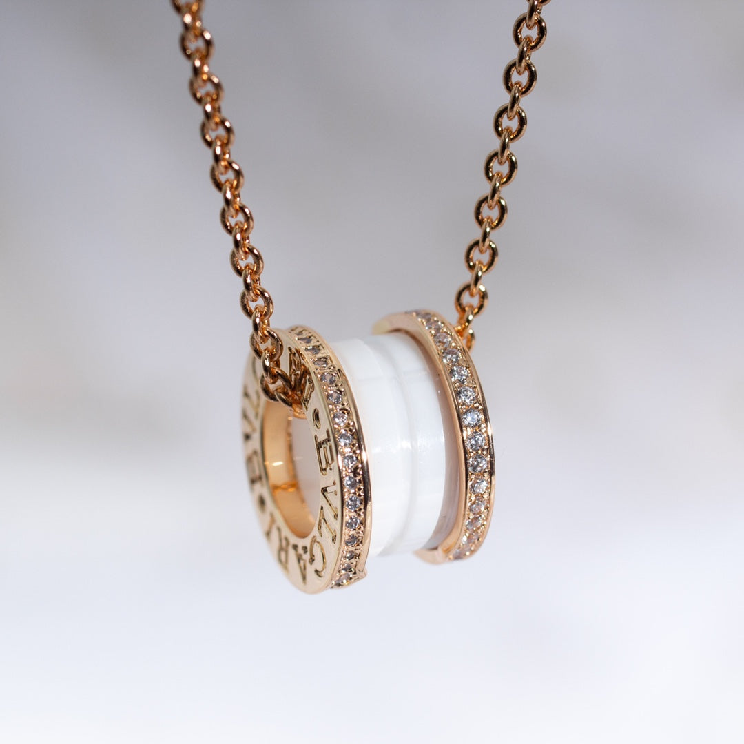 [⭐Glow]ZERO 1 WHITE CERAMIC PINK GOLD DIAMOND NECKLACE