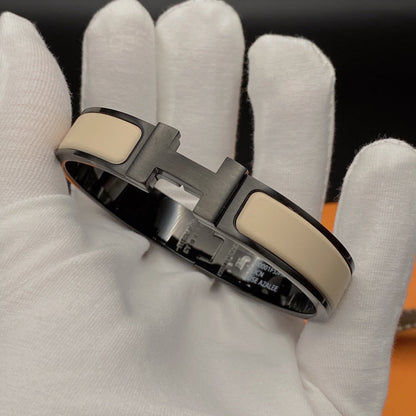 [⭐Glow]H BRACELET 12MM BLACK BEIGE CERAMIC
