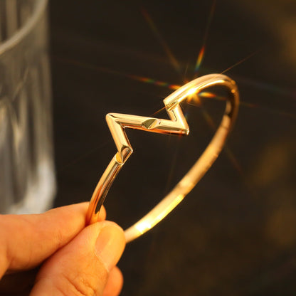 [⭐Glow]VOLTE UPSITE DOWN BRACELET