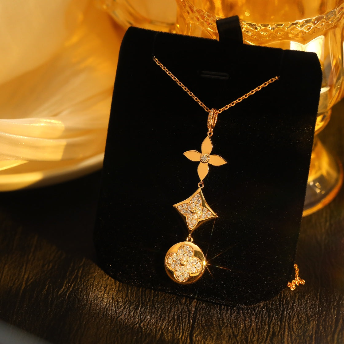 [⭐Glow]STAR AND SUN DIAMOND PINK GOLD NECKLACE