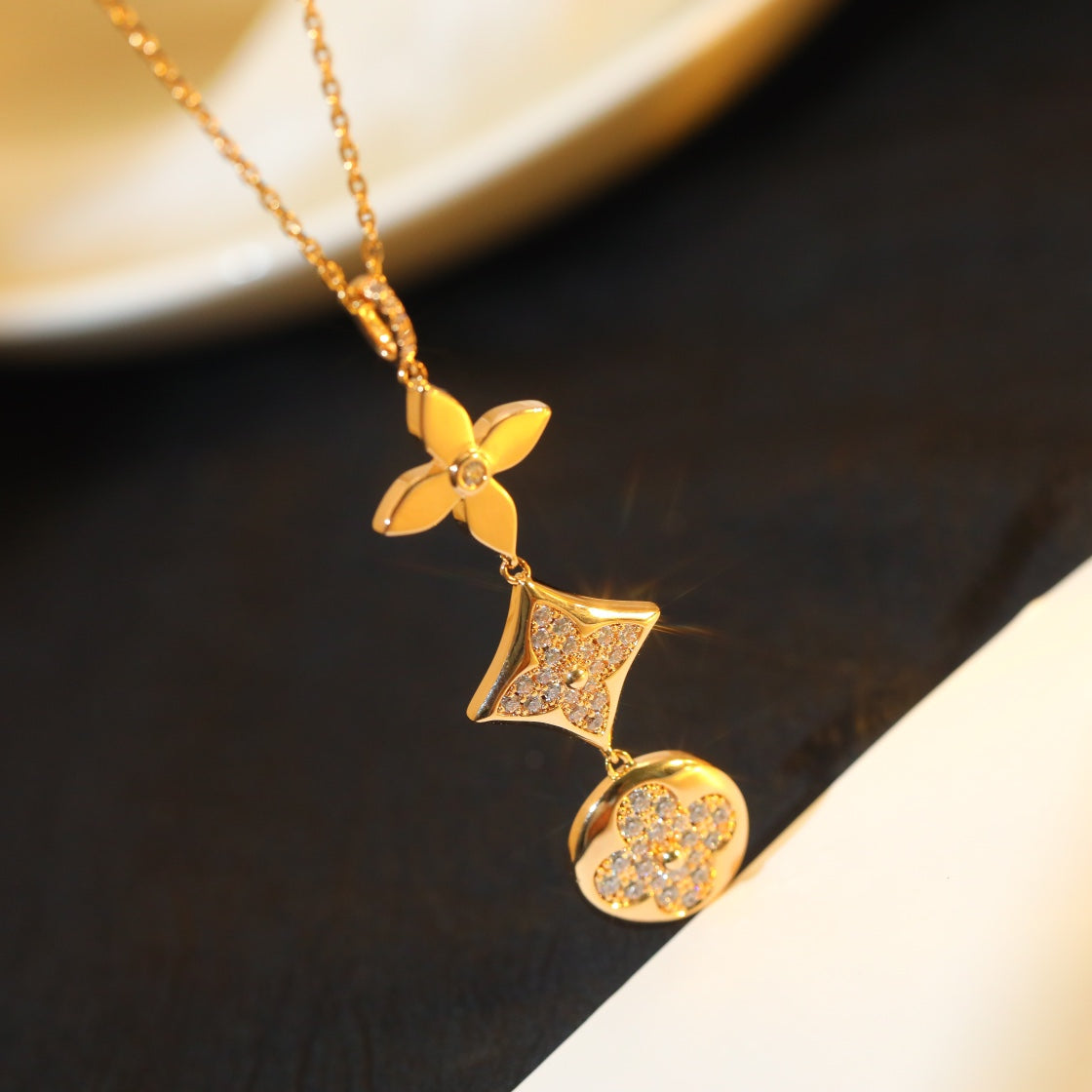 [⭐Glow]STAR AND SUN DIAMOND PINK GOLD NECKLACE
