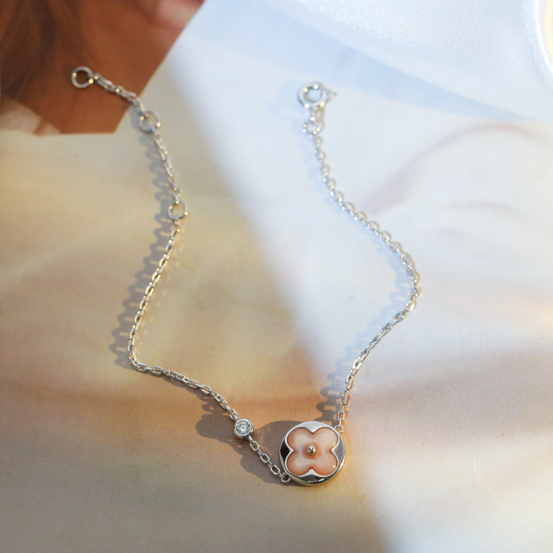 [⭐Glow]SUN MOTIF PINK MOP SILVER BRACELET
