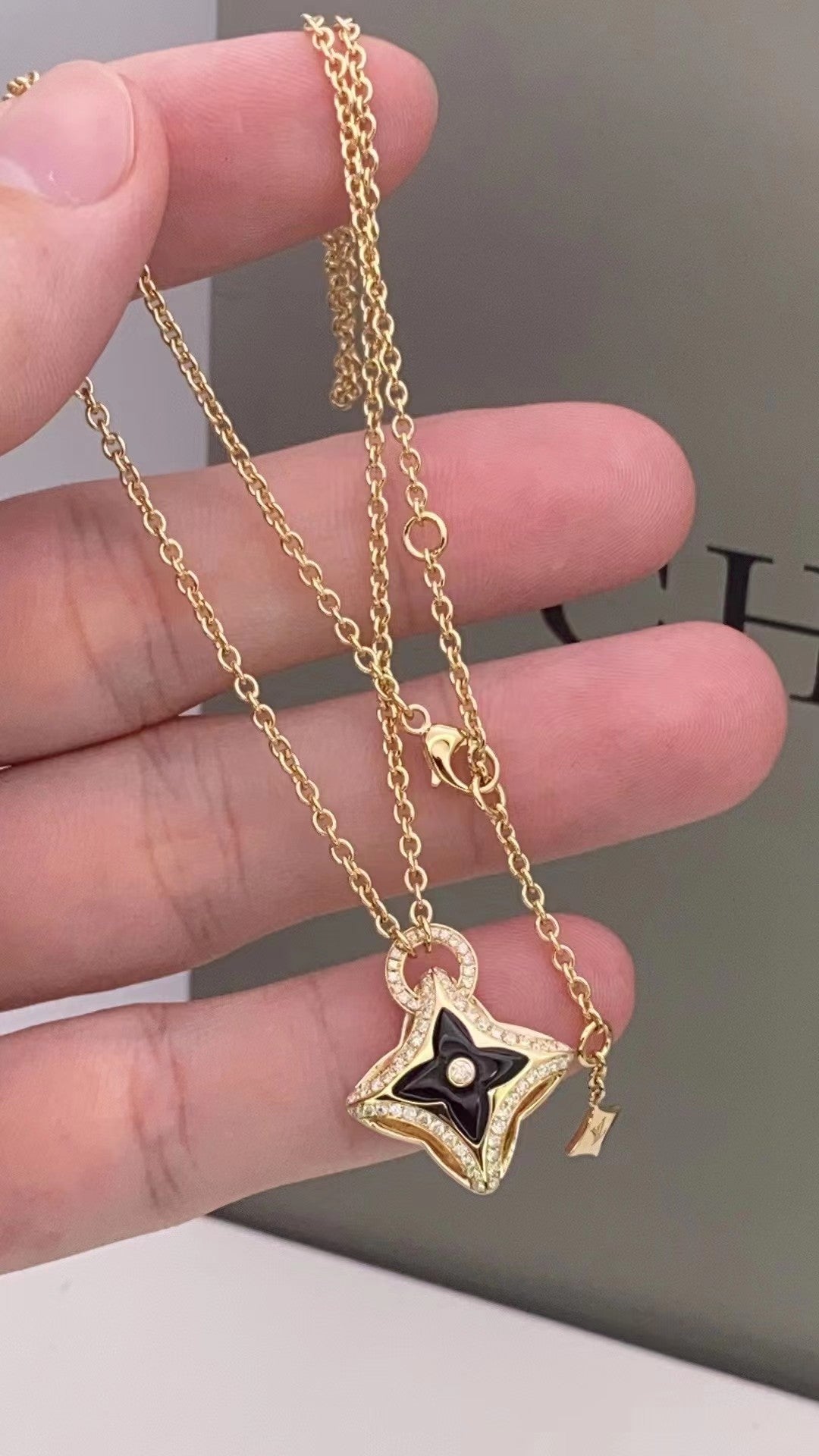 [⭐Glow]STAR PEDANT PINK GOLD DIAMOND NECKLACE