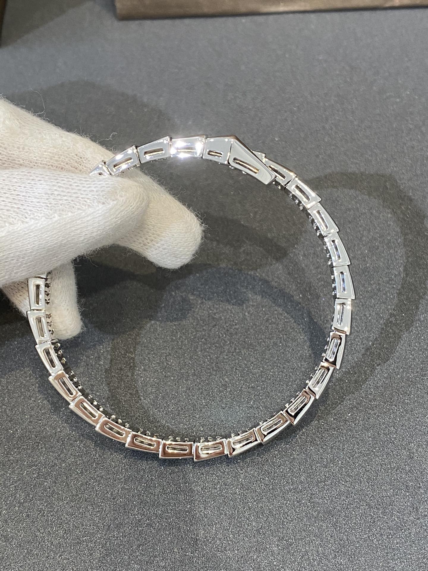 [⭐Glow]SERPENTI BRACELET DIAMONDS SILVER