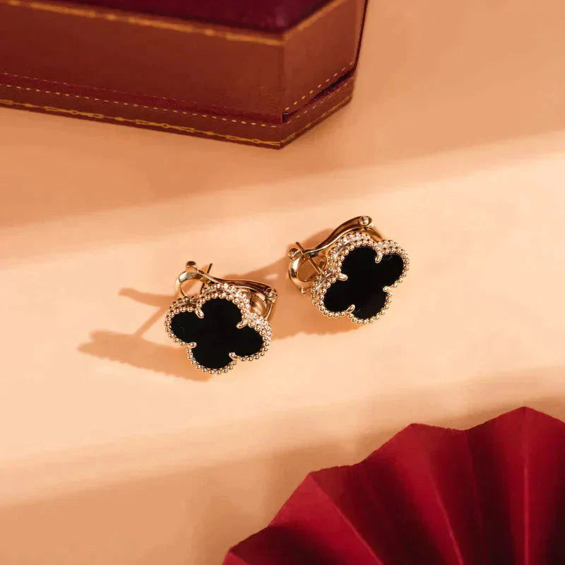 [⭐Glow]CLOVER MEDIUM 1 MOTIFS  ONYX STUD EARRINGS