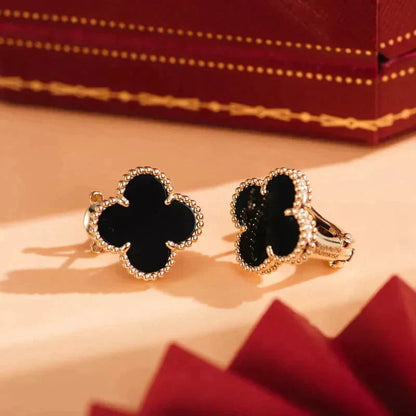 [⭐Glow]CLOVER MEDIUM 1 MOTIFS  ONYX STUD EARRINGS