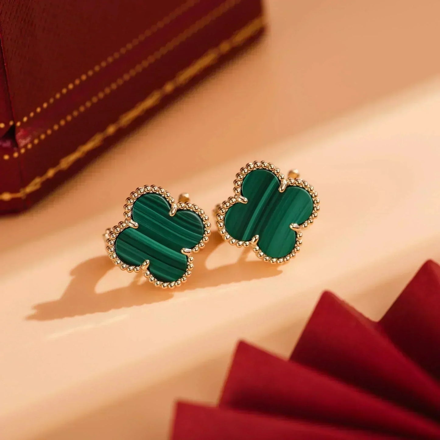 [⭐Glow]CLOVER MEDIUM 1 MOTIFS MALACHITE  EARRINGS