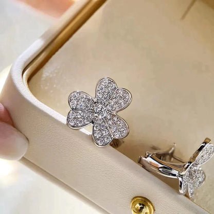 [⭐Glow]CLOVER COMOS DIAMOND EARRINGS SILVER