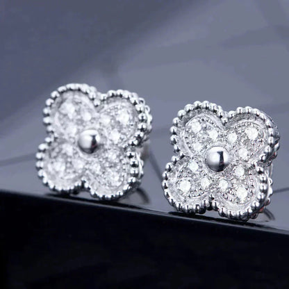 [⭐Glow]CLOVER 1 MOTIFS DIAMOND STUD EARRINGS SILVER