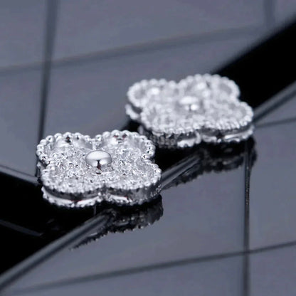 [⭐Glow]CLOVER 1 MOTIFS DIAMOND STUD EARRINGS SILVER