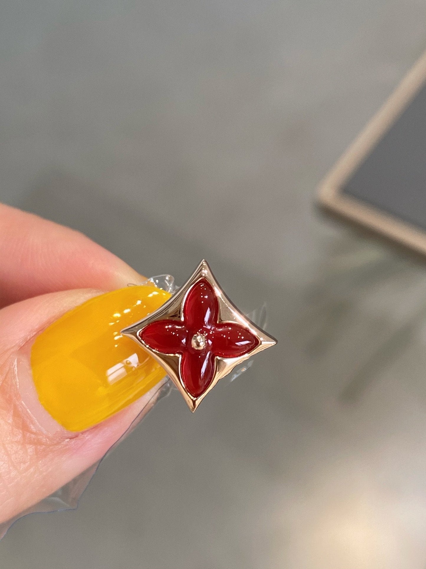 [⭐Glow]STAR AND SUN PINK GOLD CARNELIAN STUD EARRINGS