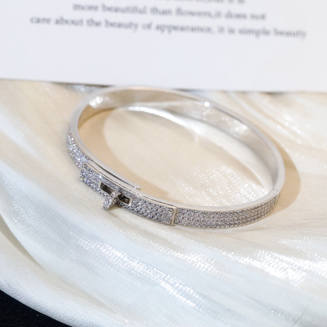 [⭐Glow]KELLY BRACELET DIAMOND PAVED