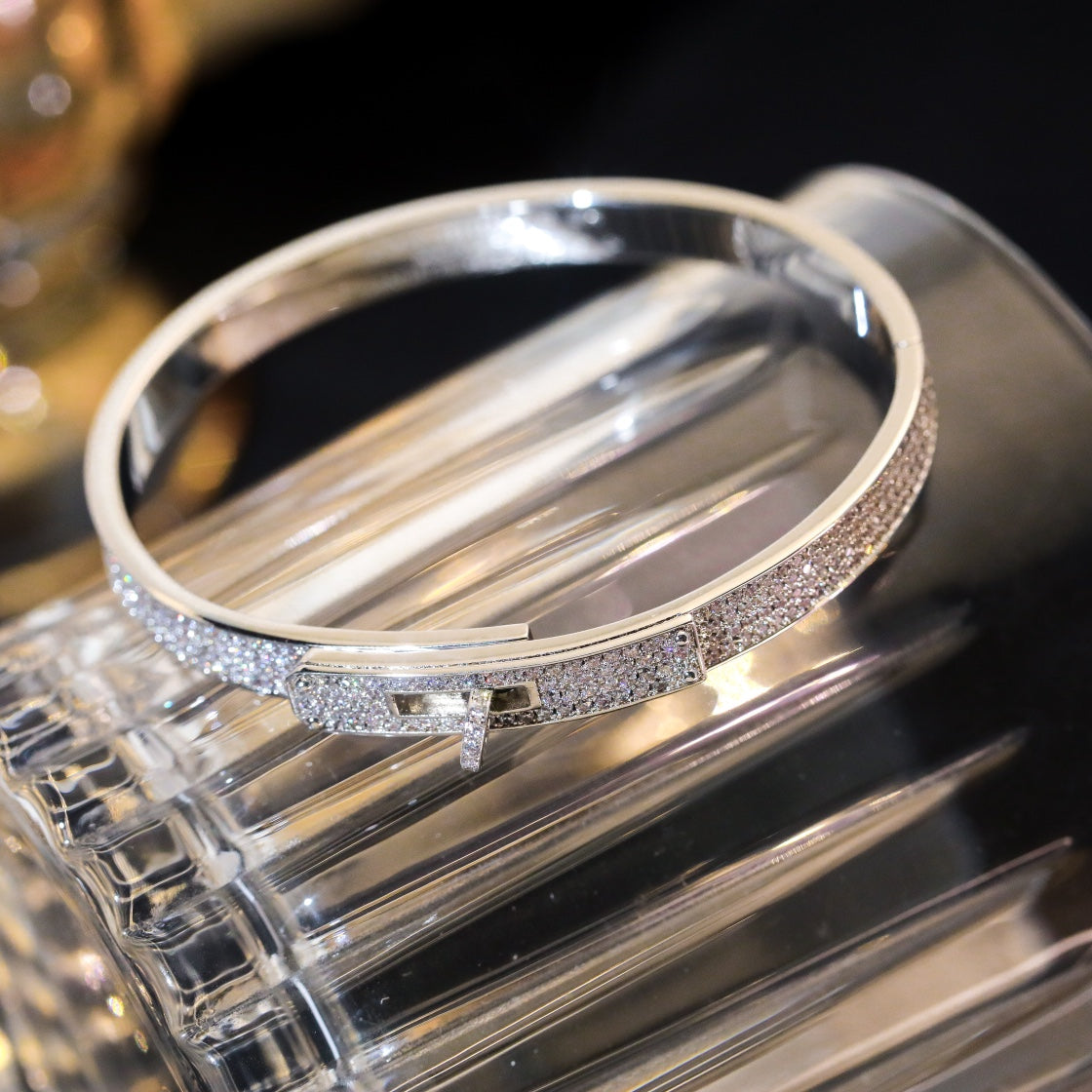 [⭐Glow]KELLY BRACELET DIAMOND PAVED