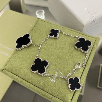 [⭐Glow]CLOVER 5 MOTIFS SIVLER ONYX BRACELET