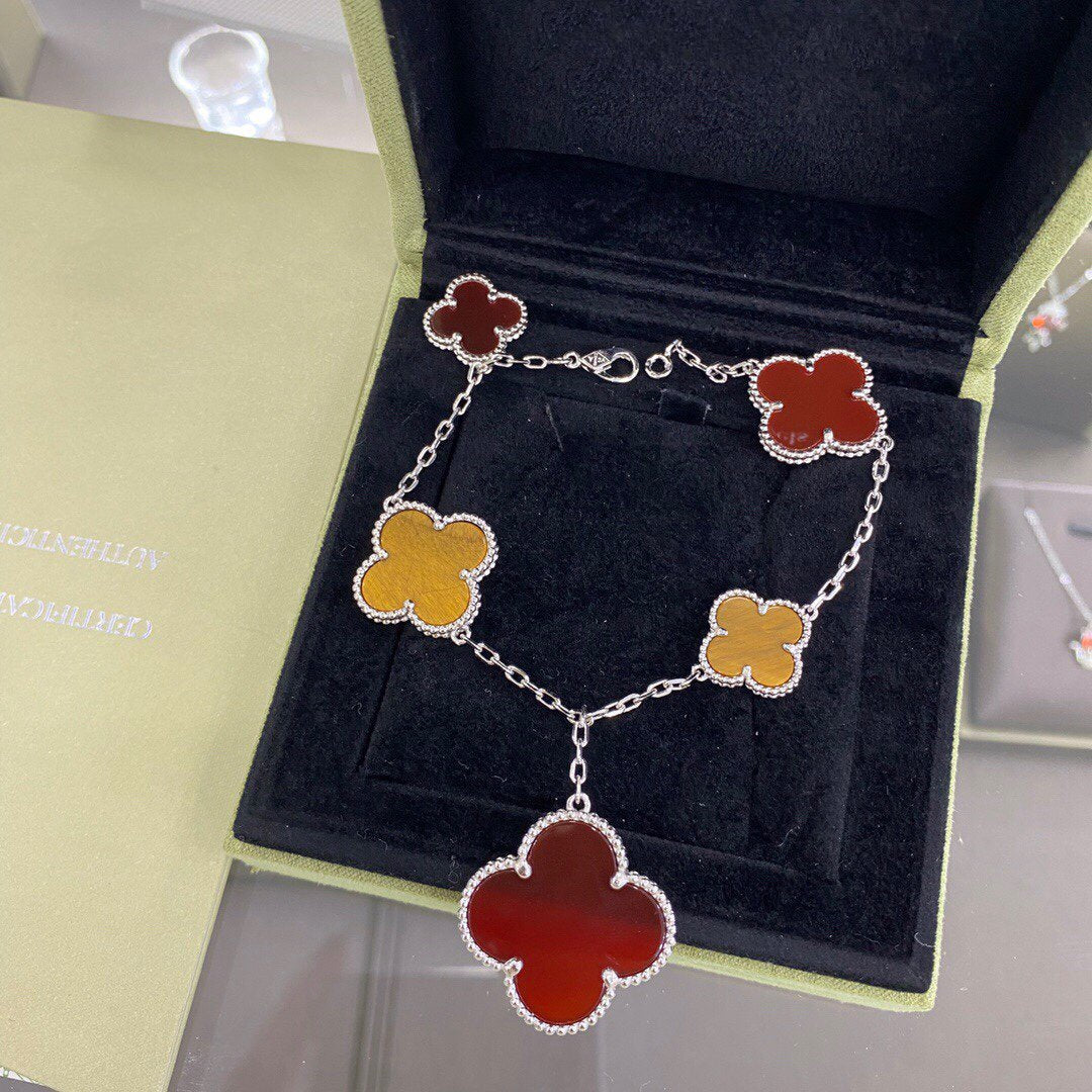 [⭐Glow]CLOVER 5 MOTIFS SIVLER CARNELIAN TIGER EYE BRACELET