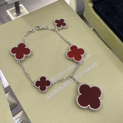 [⭐Glow]CLOVER 5 MOTIFS SIVLER CARNELIAN BRACELET