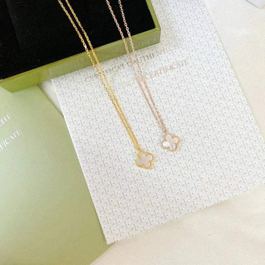 [⭐Glow]CLOVER MINI 9.5MM WHITE MOTHER-OF-PEARL NECKLACE