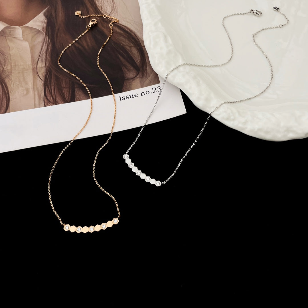 [⭐Glow]BEE MY LOVE DIAMOND NECKLACE