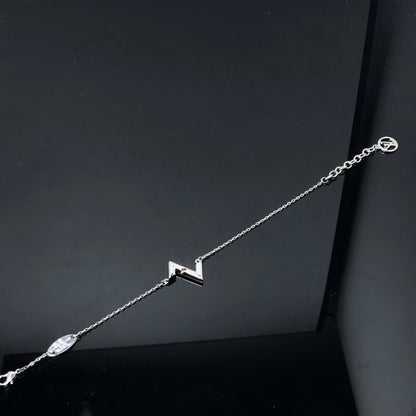 [⭐Glow]VOLT LV LOGO BRACELET