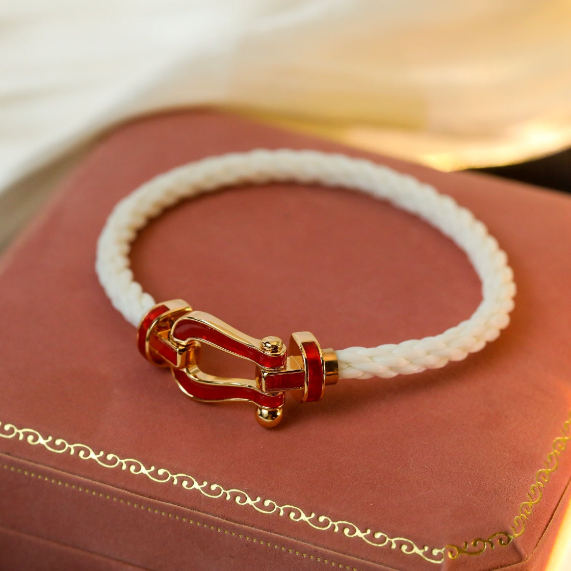 [⭐Glow]FORCE 10 WHITE TEXTILE DIAMOND PAVED