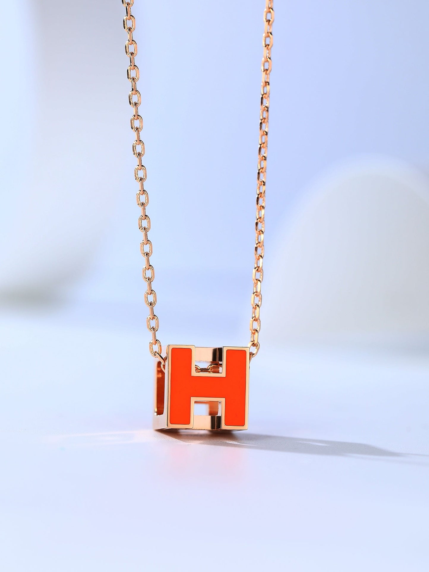 [⭐Glow]H CAGE PINK GOLD NECKLACE