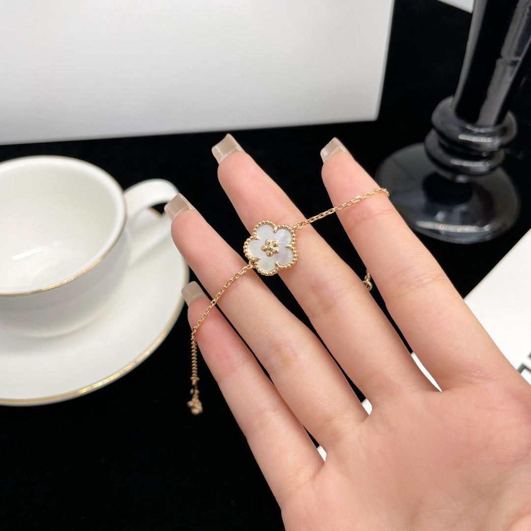 [⭐Glow]LUCKY SPRING ROSE GOLD MOP BRACELET