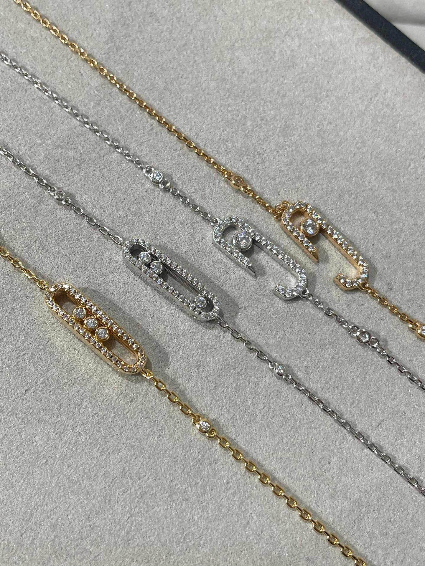 [⭐Glow]BABY MOVE DIAMOND BRACELET