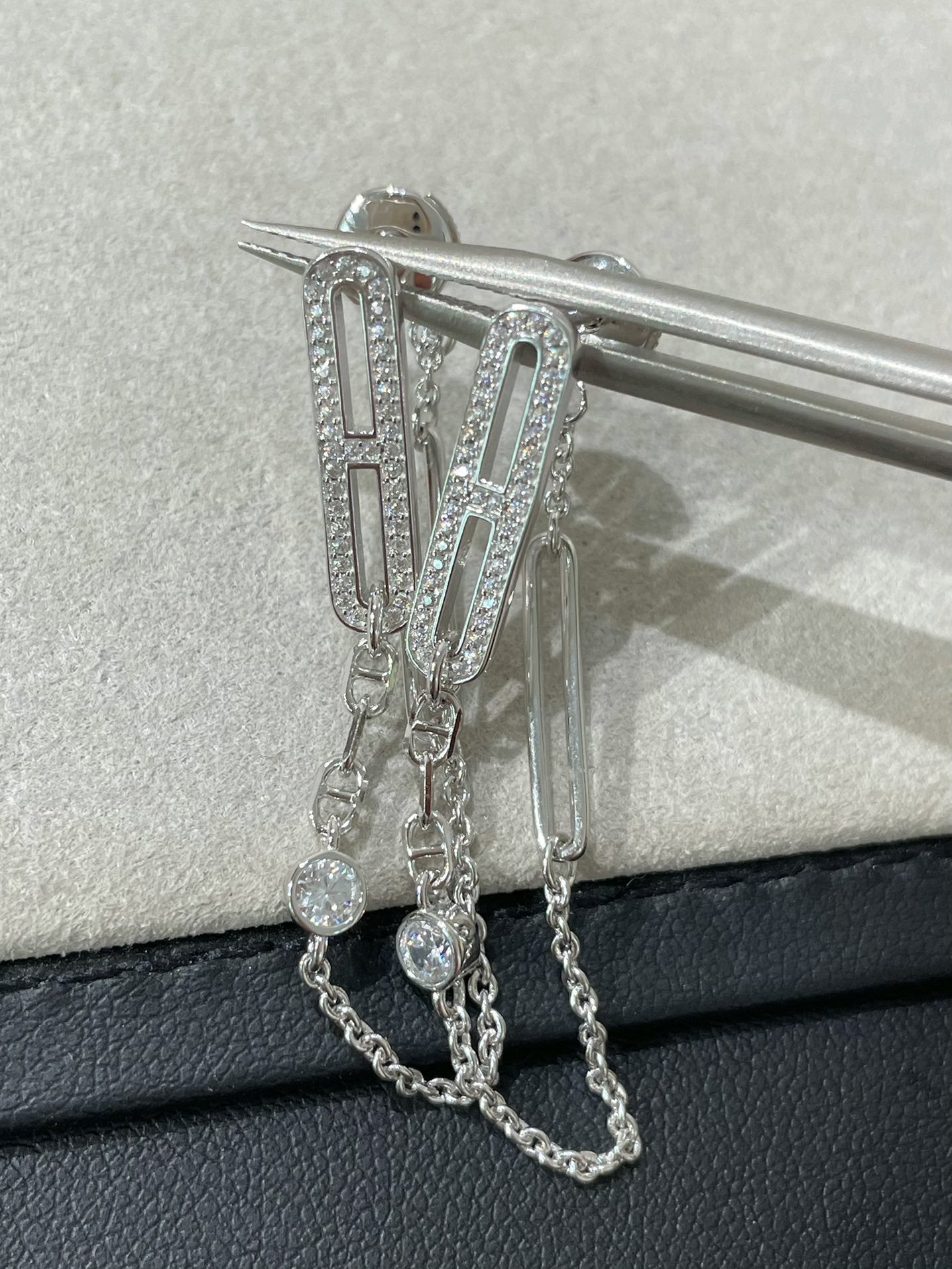 [⭐Glow]CHAINE CHAOS DIAMOND DROP EARRINGS