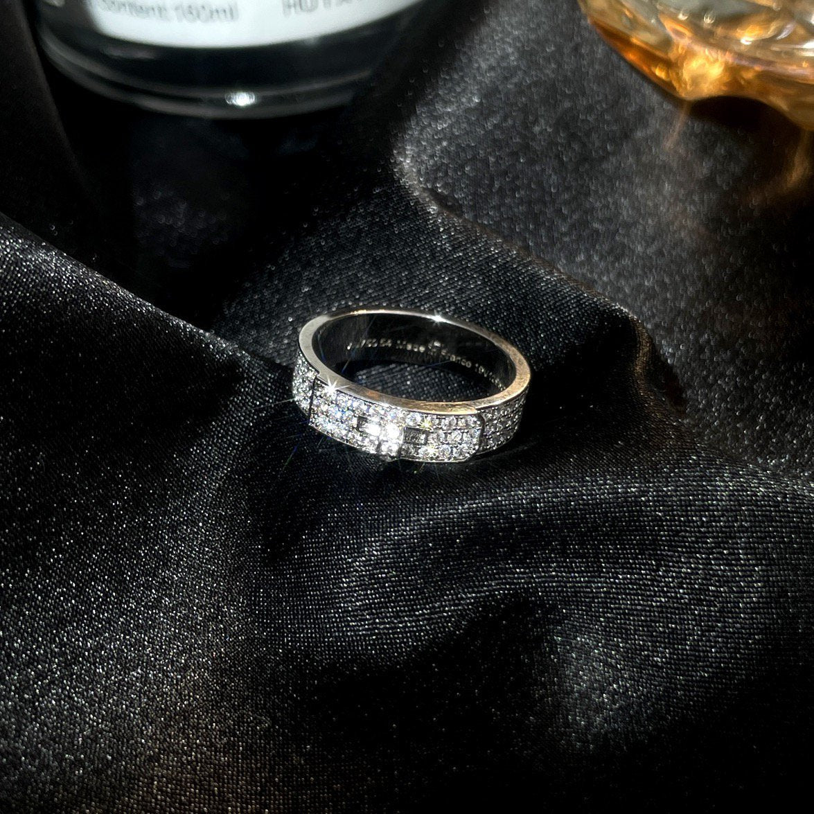 [⭐Glow]KELLY SILVER DIAMOND RING