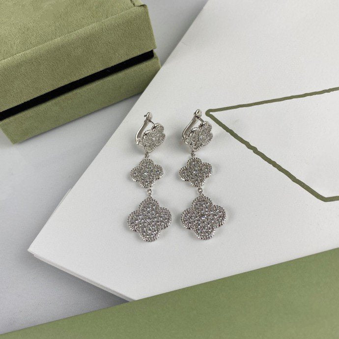 [⭐Glow]CLOVER 3 MOTIF DIAMOND SILVER DROP EARRINGS