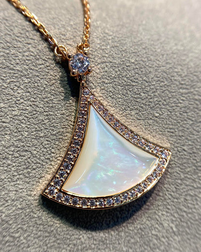 [⭐Glow]DREAM MOP DIAMOND PAVED PINK GOLD NECKLACE