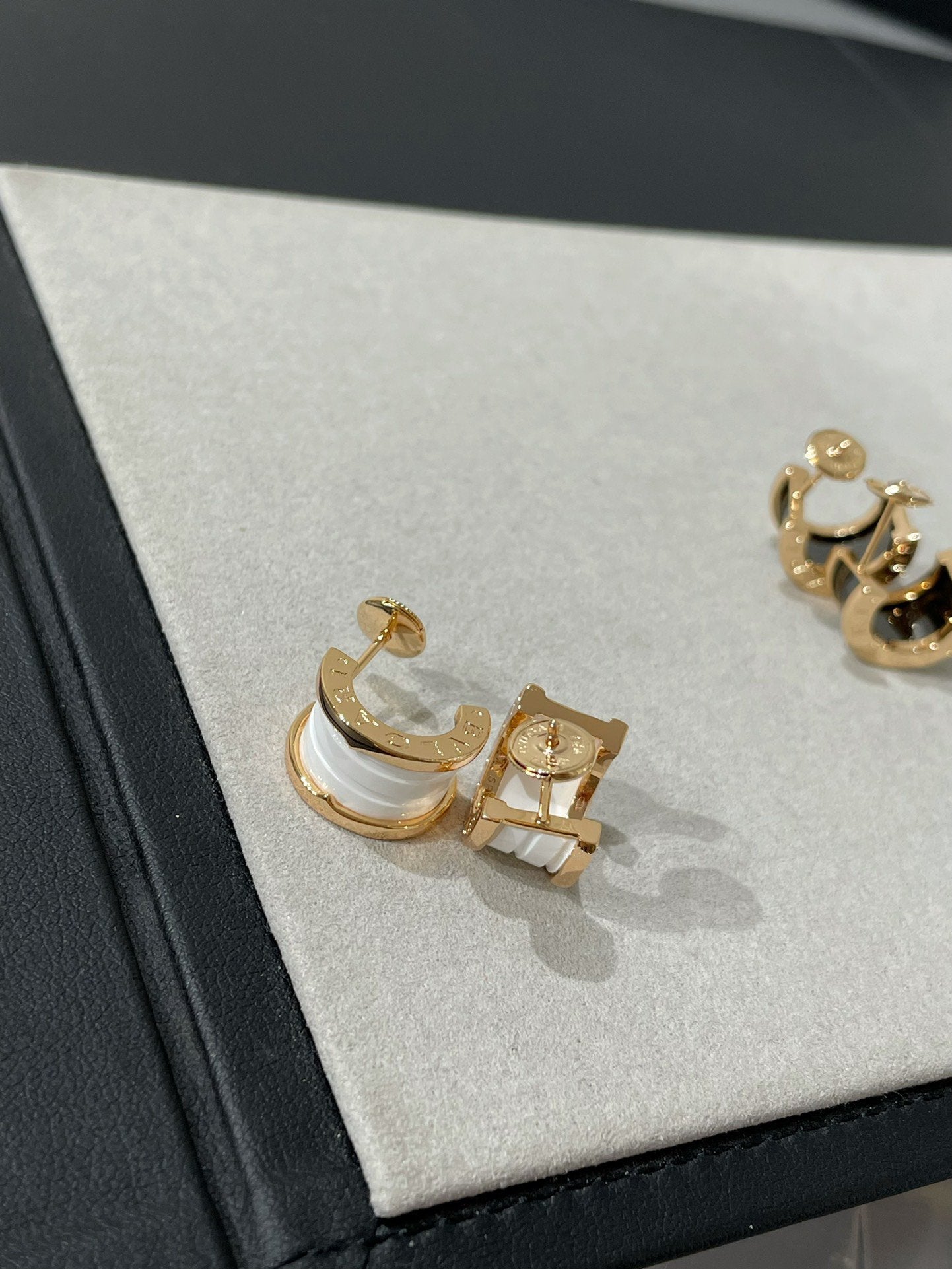 [⭐Glow]ZERO 1 PINK GOLD CERAMIC EARRINGS