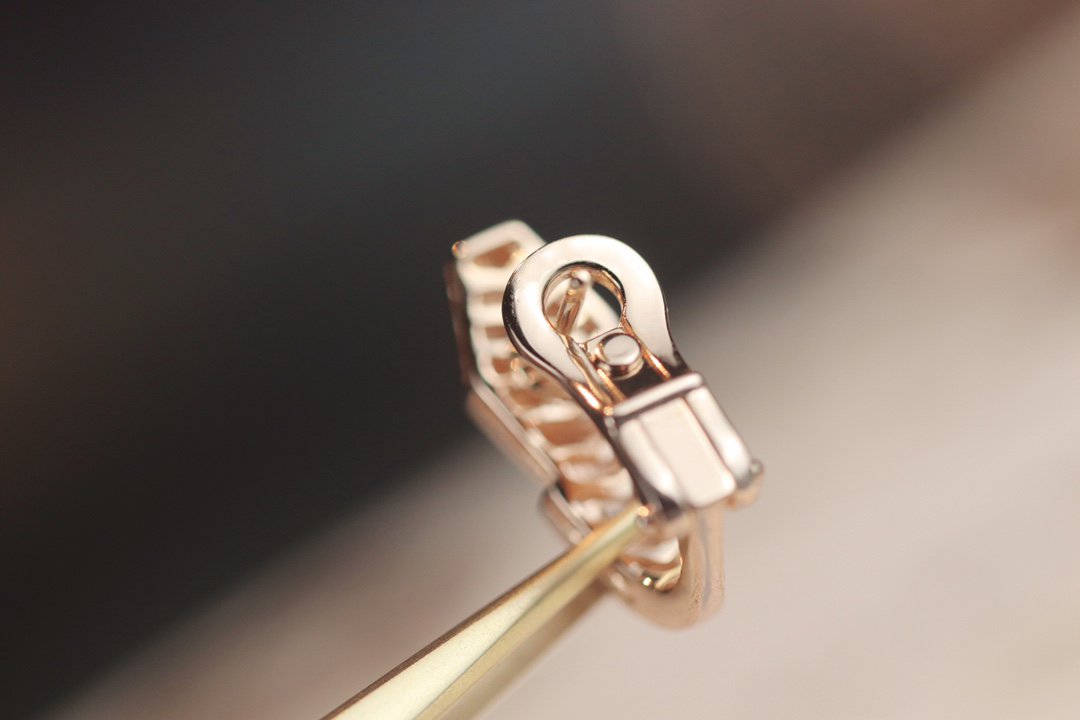 [⭐Glow]SERPENT PINK GOLD DIAMOND EARRINGS