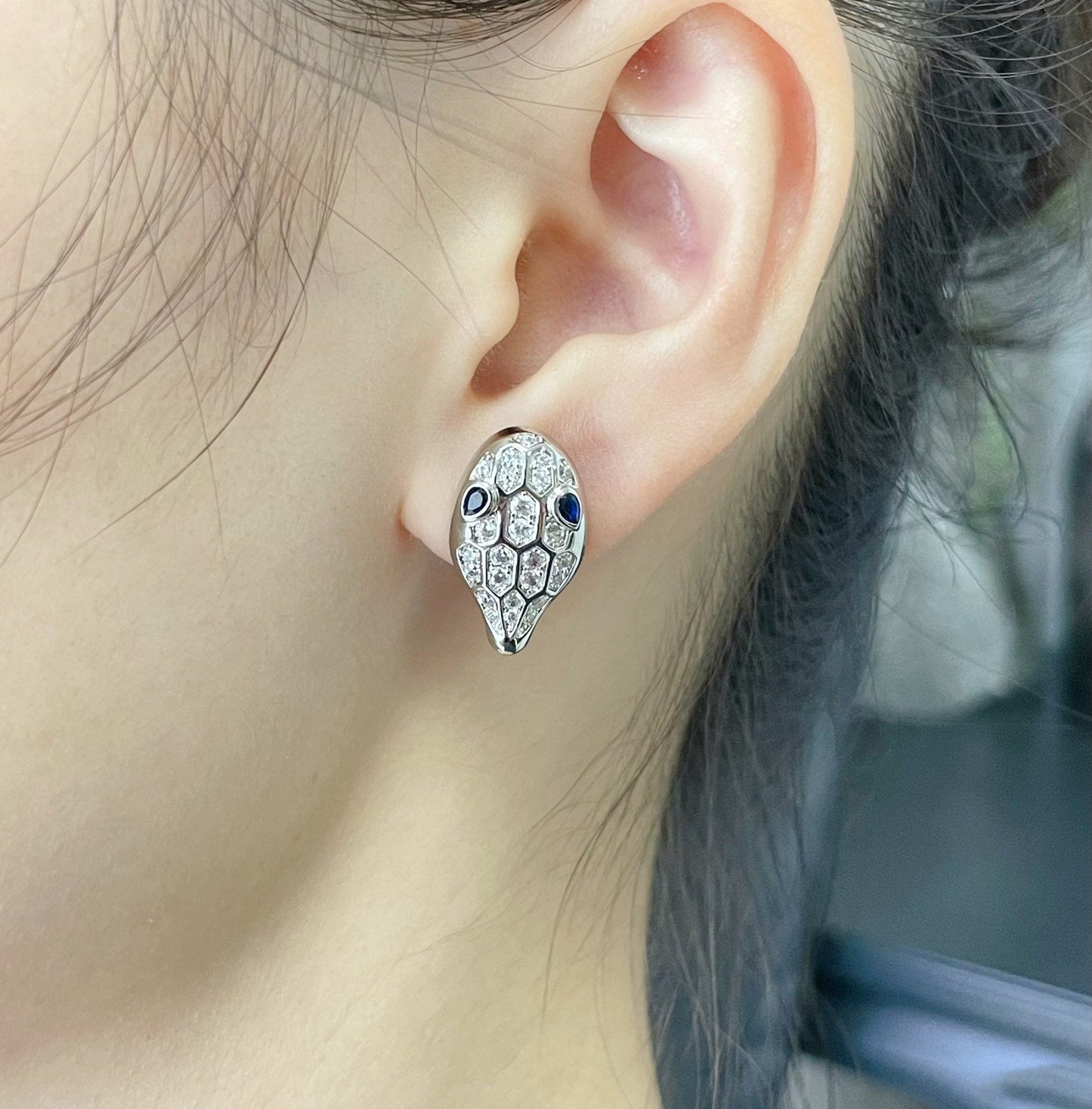 [⭐Glow]SERPENT DIAMOND STUD EARRINGS