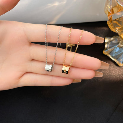 [⭐Glow]BEE MINI NECKLACE