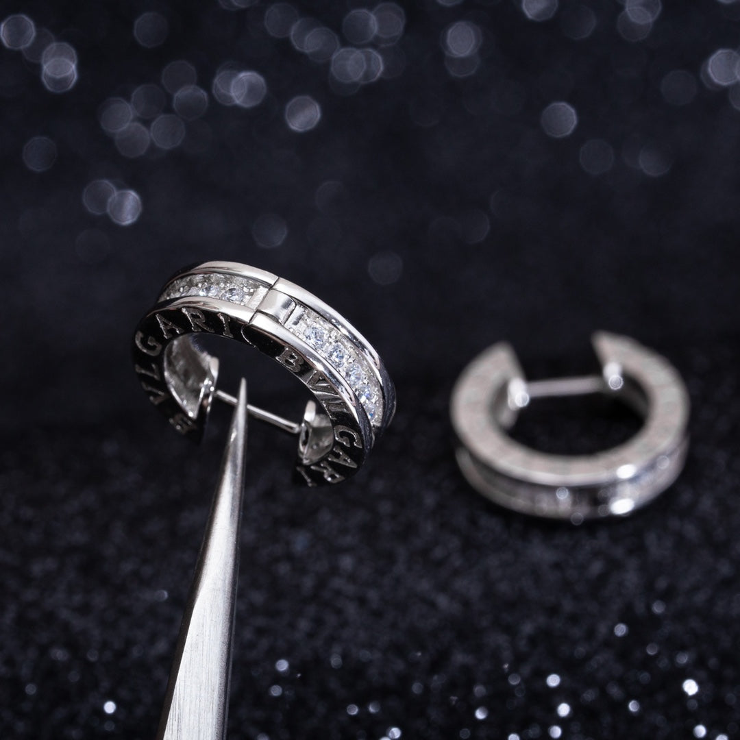 [⭐Glow]ZERO 1 MINI SILVER DIAMOND EARRINGS