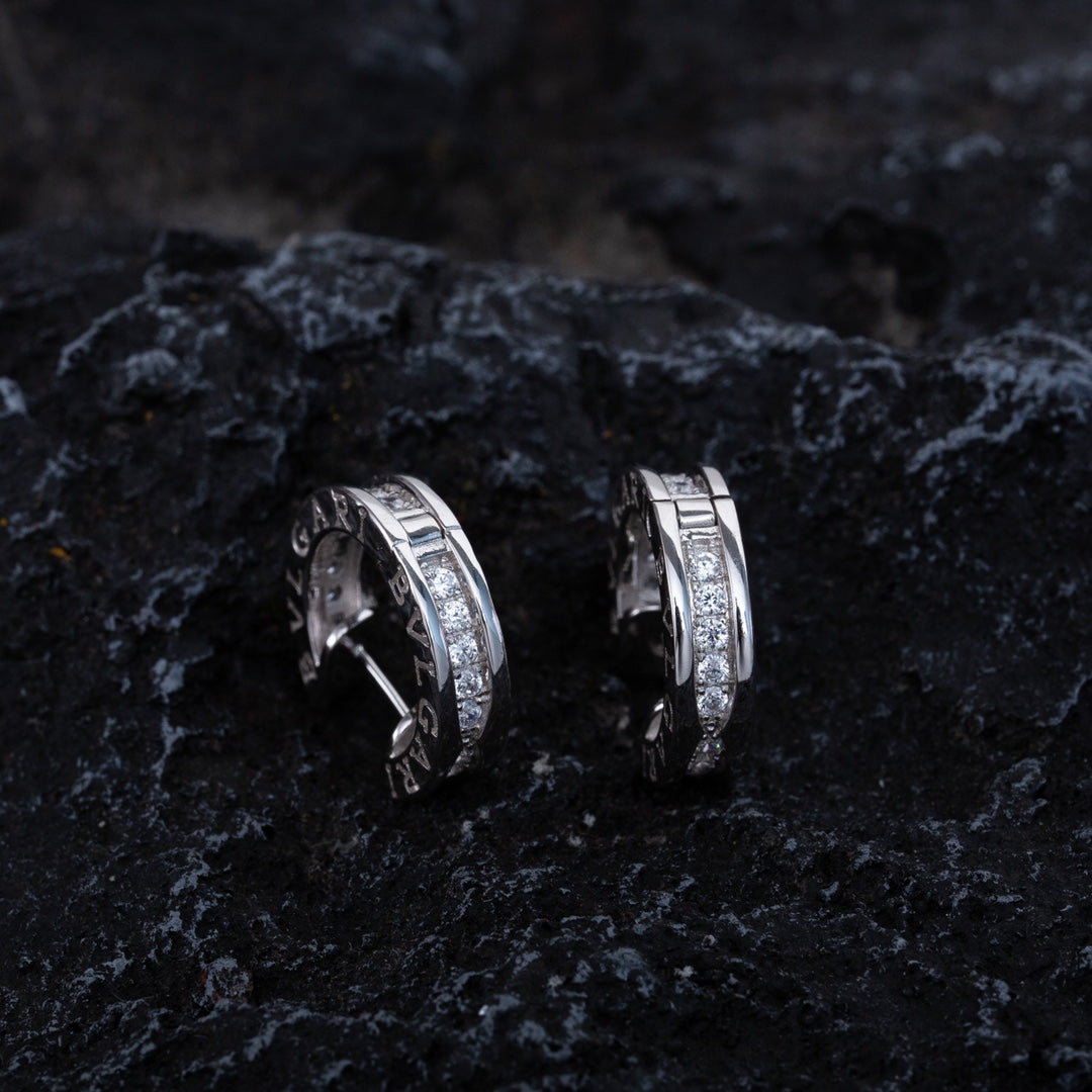 [⭐Glow]ZERO 1 MINI SILVER DIAMOND EARRINGS