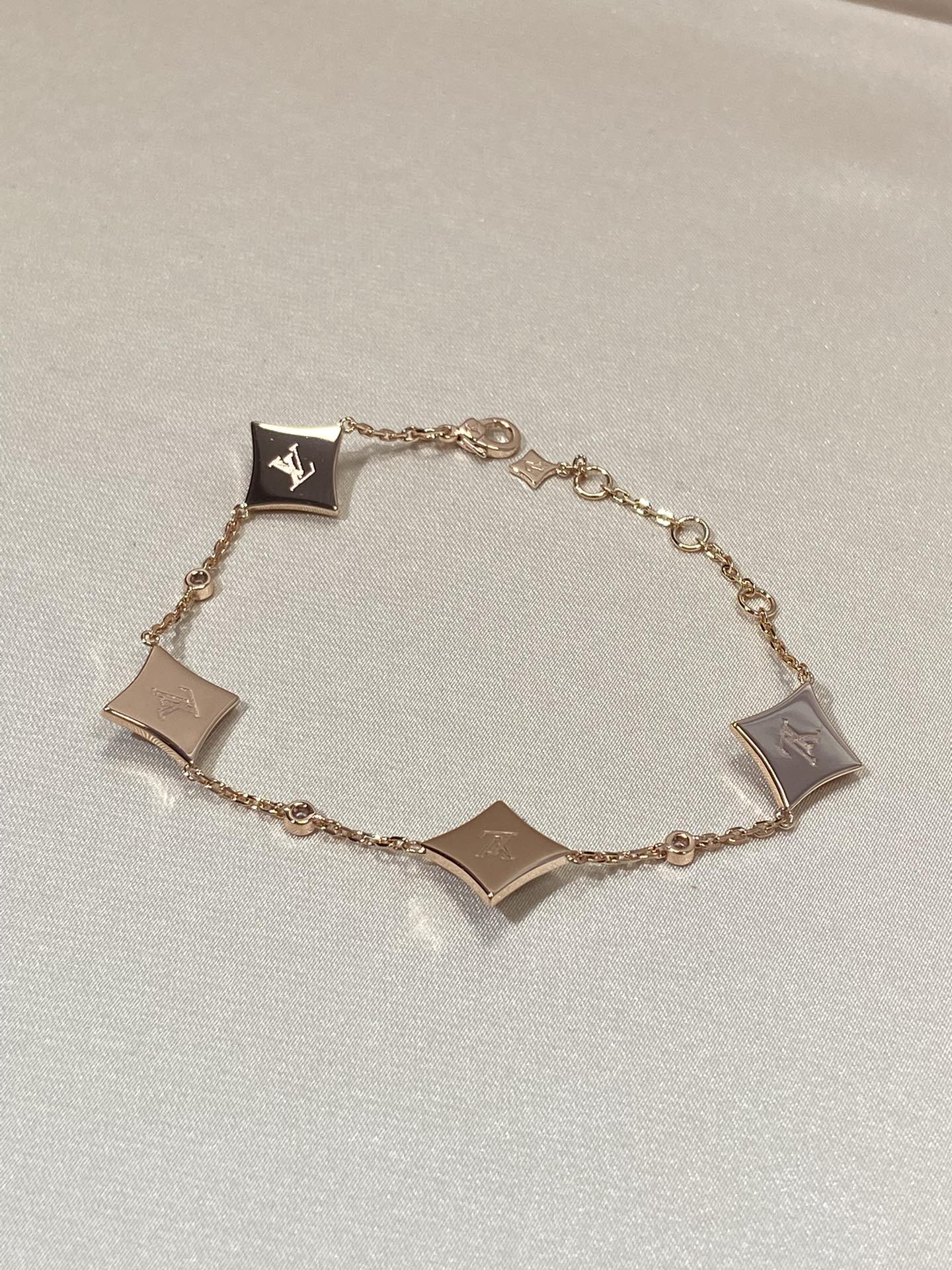 [⭐Glow]STAR 4 MOTIF MOP DIAMOND PINK GOLD BRACELET
