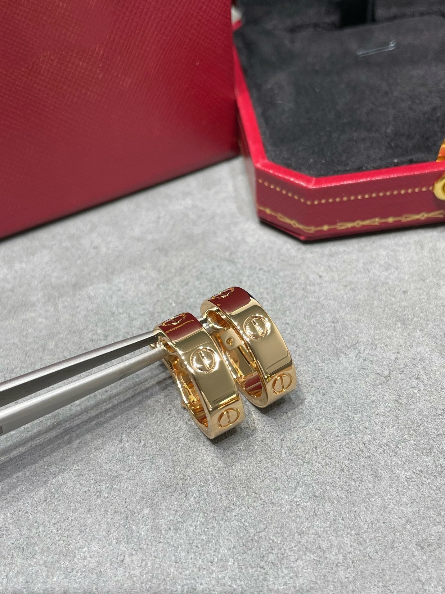 [⭐Glow]LOVE 5.5MM EARRINGS