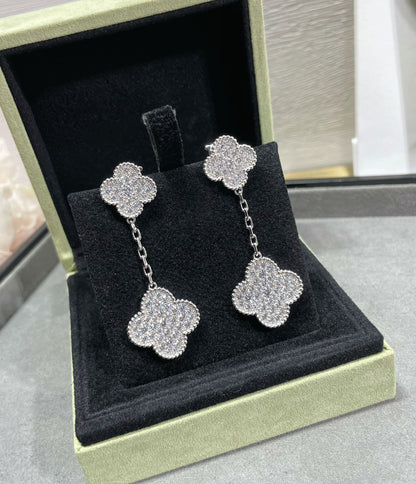 [⭐Glow]CLOVER 2 MOTIFS DIAMOND PAVED SILVER EARRINGS