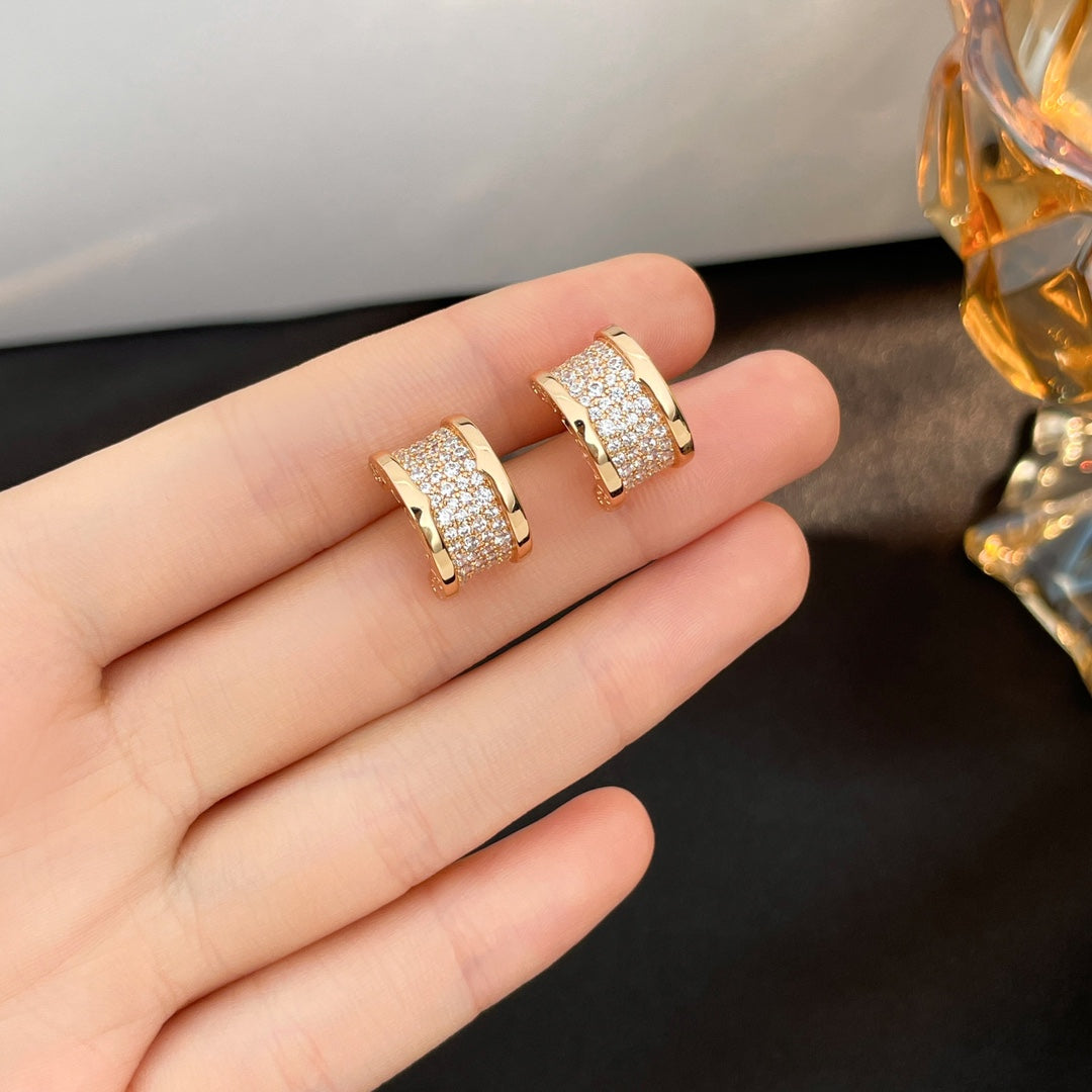 [⭐Glow]ZERO 1 DIAMOND PAVED EARRINGS