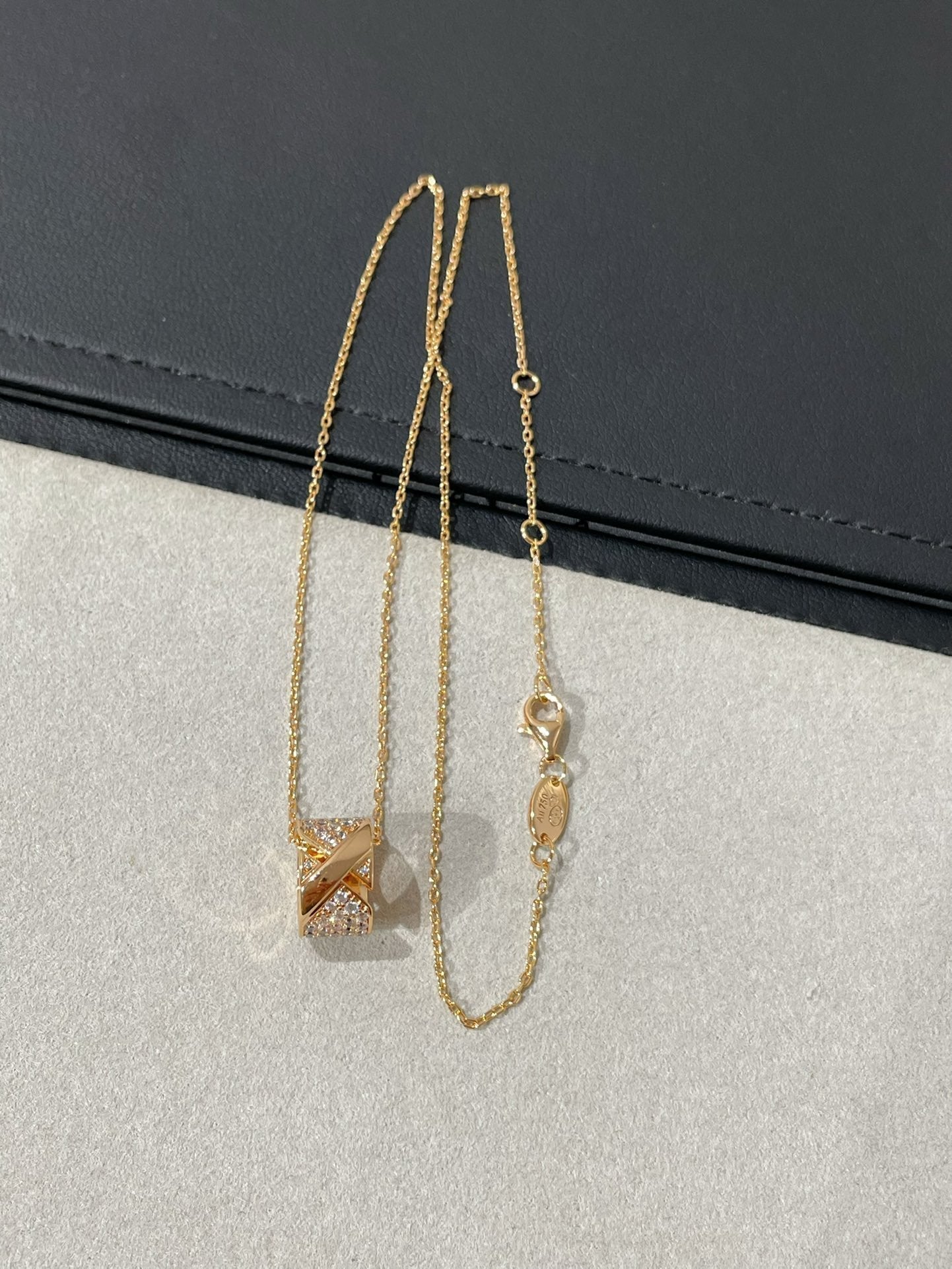 [⭐Glow]LIENS EVIDENCE DIAMOND PAVED NECKLACE