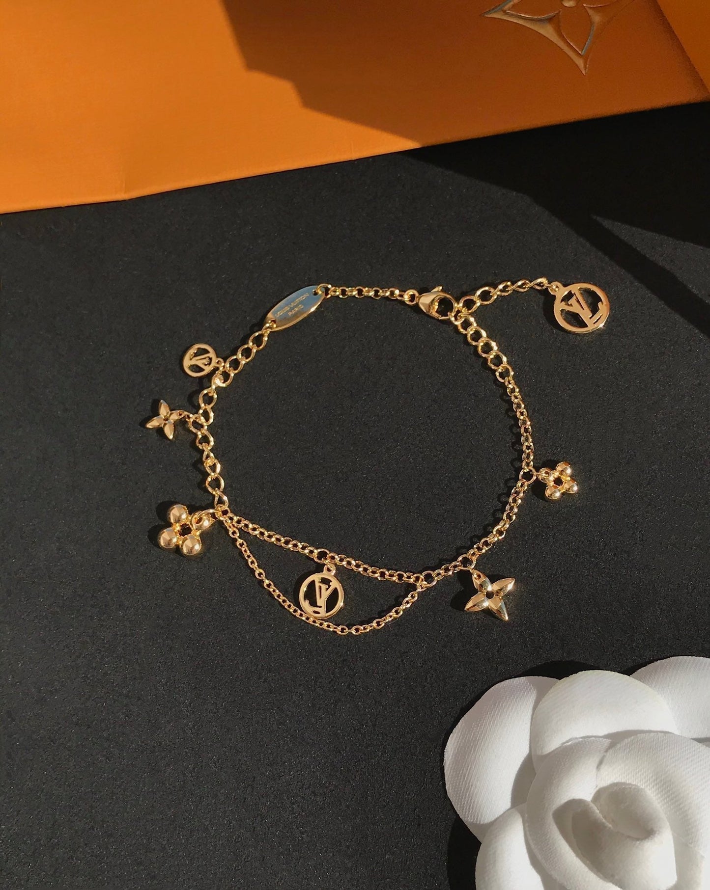 [⭐Glow]BLOOMING PINK GOLD MOP BRACELET