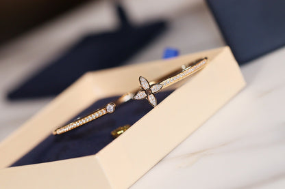 [⭐Glow]IDYLLE GOLD OPEN BRACELET DIAMOND PAVED