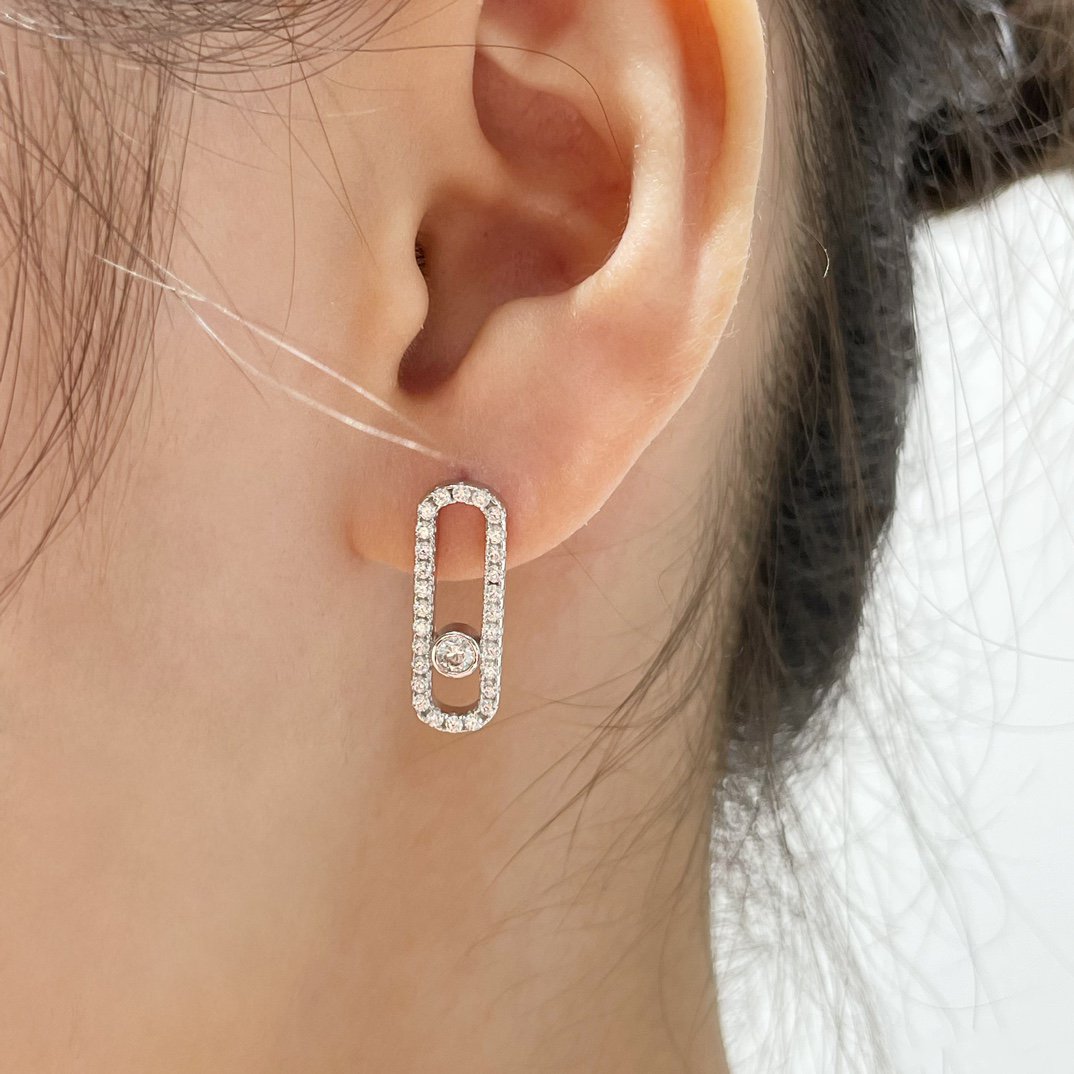 [⭐Glow]MOVE UNO STUD DIAMOND PAVED EARRINGS