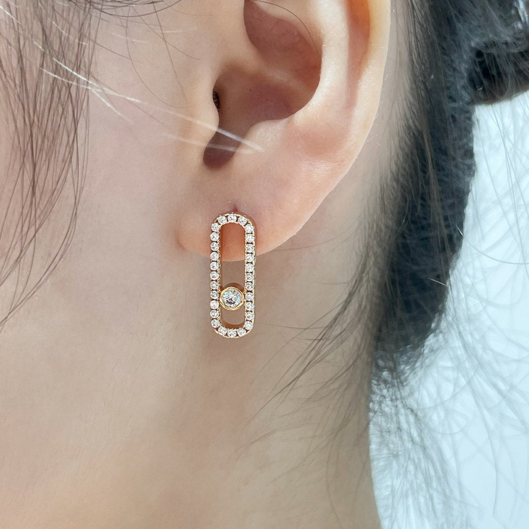 [⭐Glow]MOVE UNO STUD DIAMOND PAVED EARRINGS