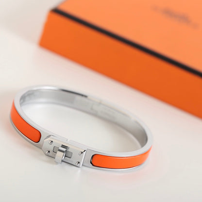 [⭐Glow]HM KELLY ORANGE BRACELET