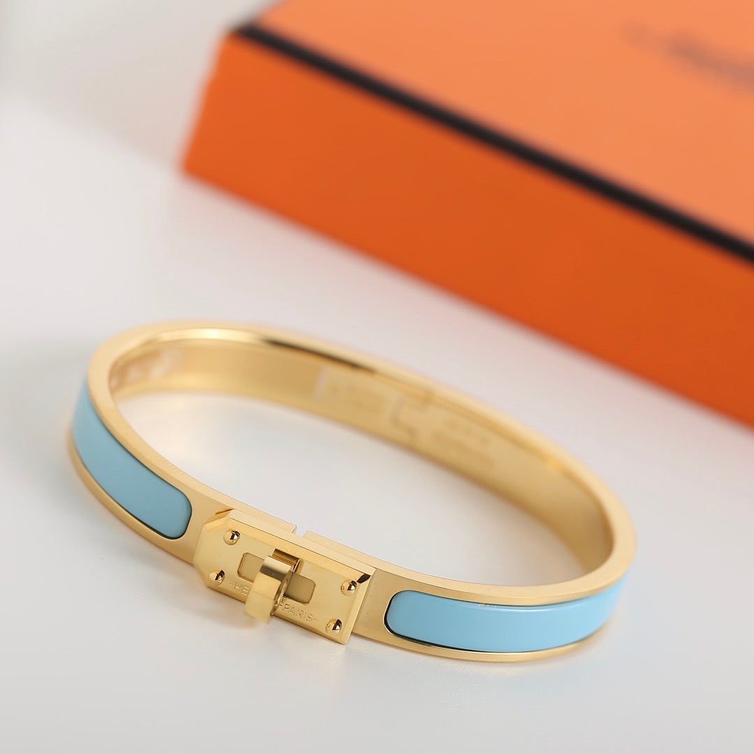[⭐Glow]HM KELLY CLOUD BLUE BRACELET